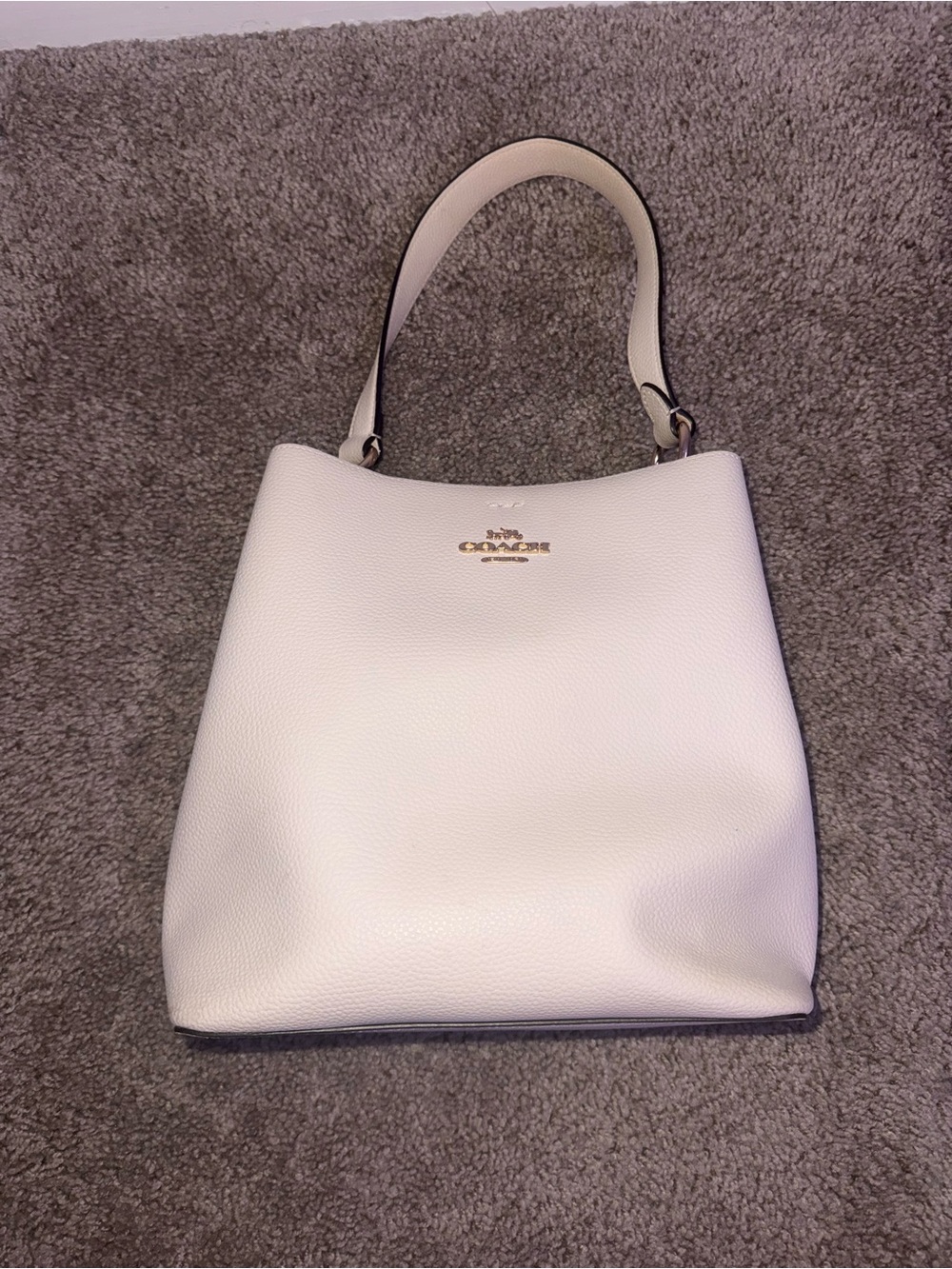 Coach Town Bucket Bag in white with light brown interior - Picture 1 of 6